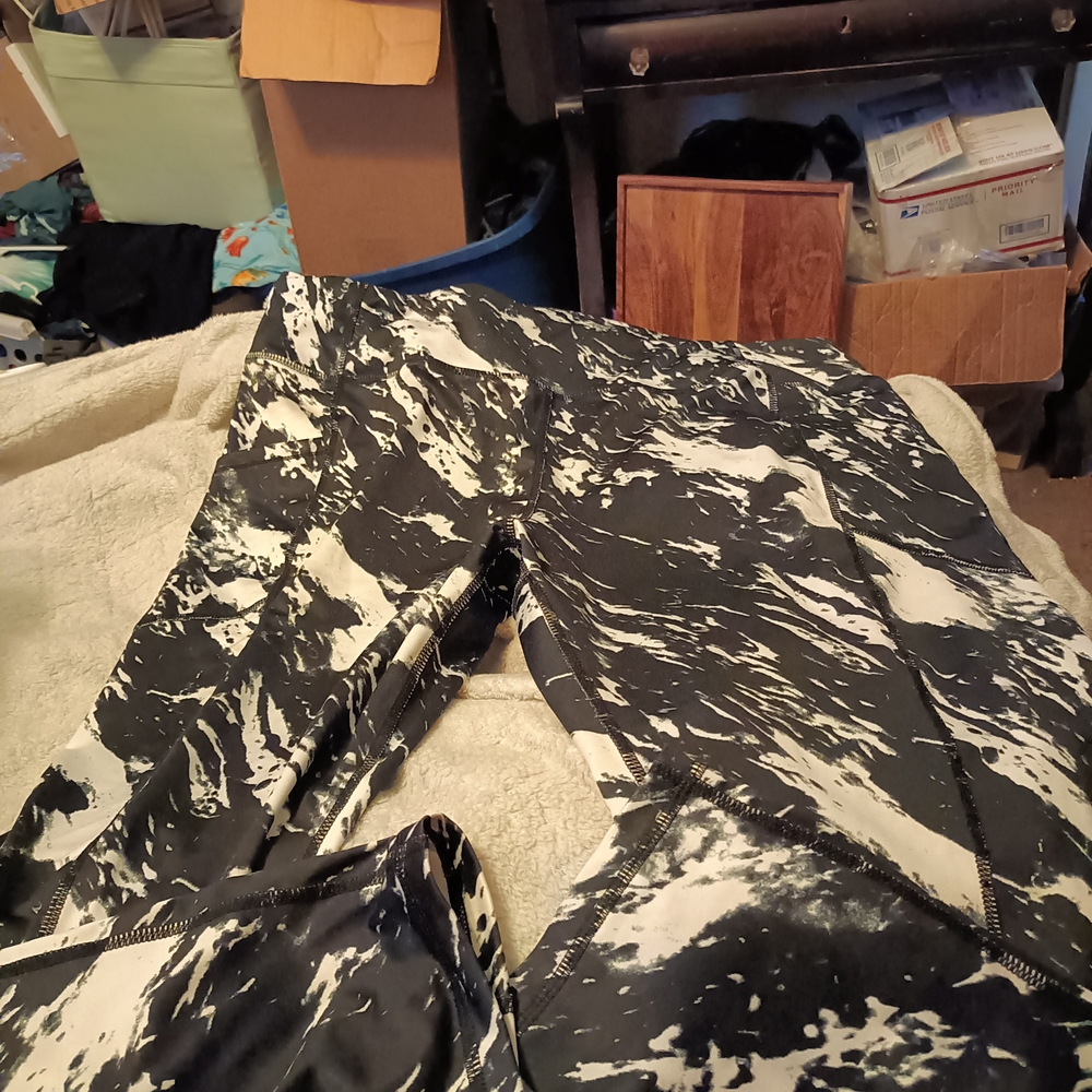 Women Black and White Workout Legging By Pro Player 2 x